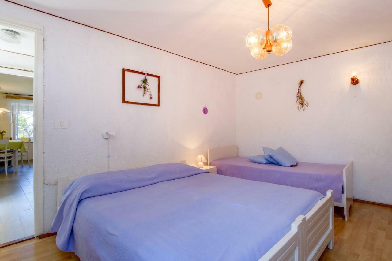 Apartment Carmen Вели-Лошинь Экстерьер фото
